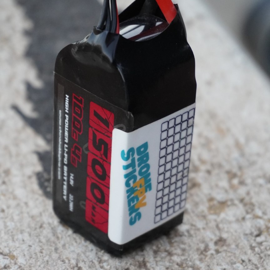 Battery cycles tracker sticker